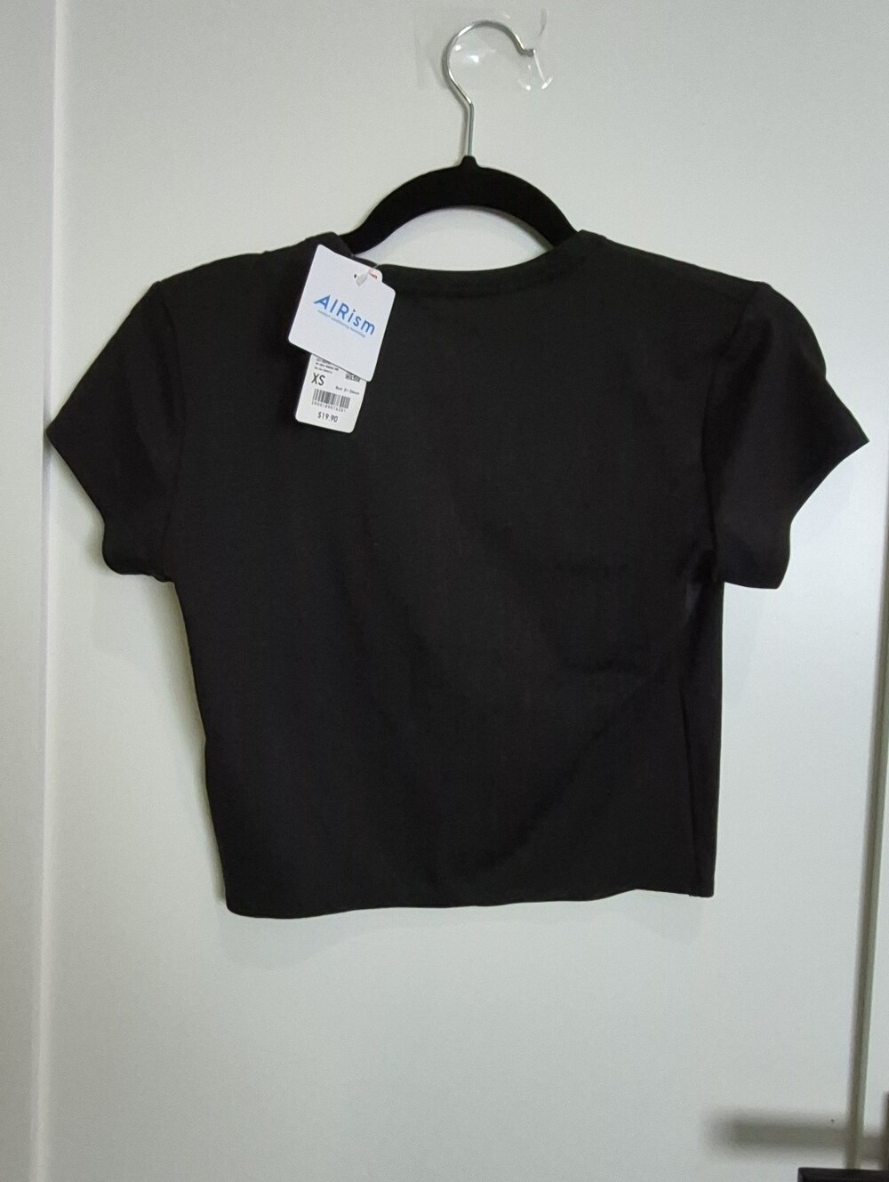 Uniqlo Black AIRism Top - Picture 2 of 5